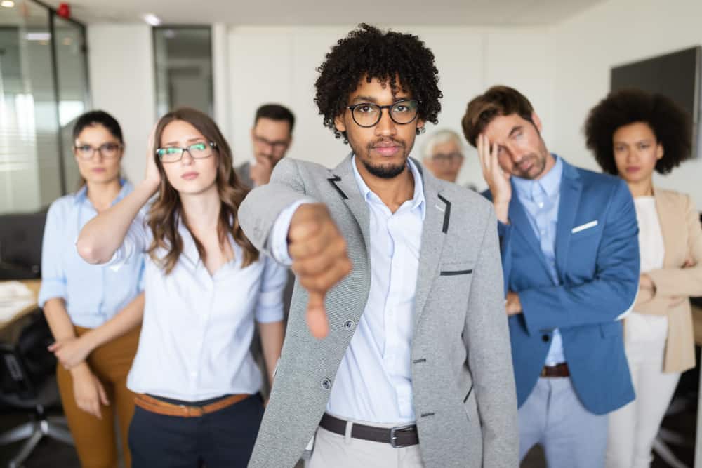 30 Habits and Mindsets of People Who are Unhappy