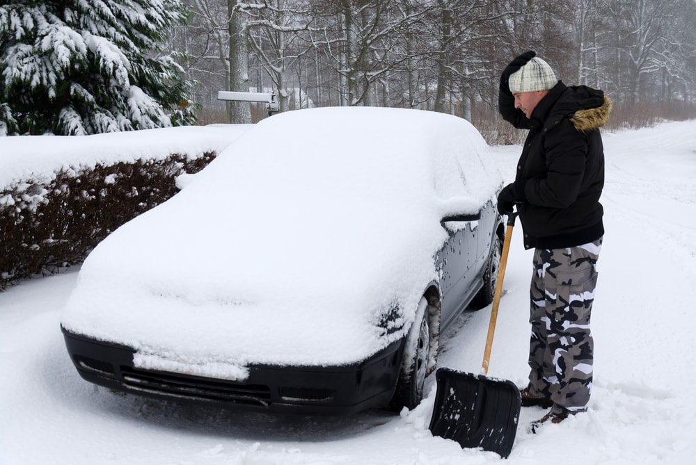 Man,need,again,remove,snow,from,the,car